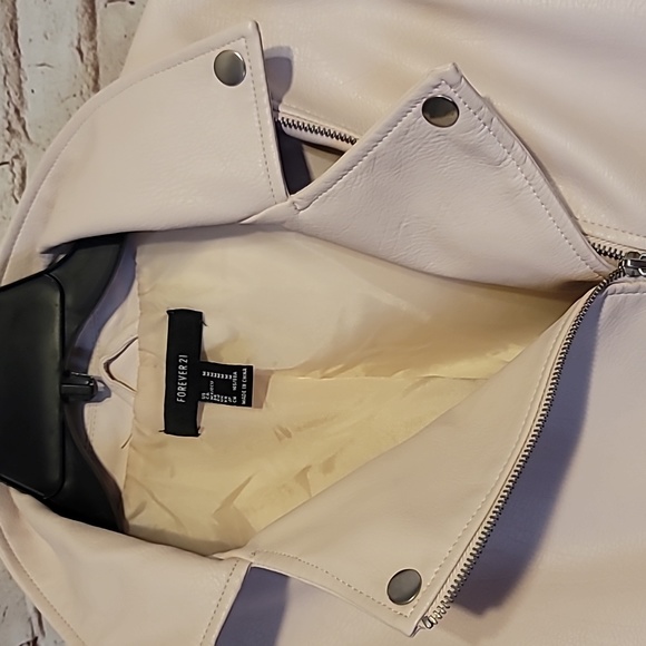 Super chic pink faux leather pink jacket medium - Picture 4 of 7